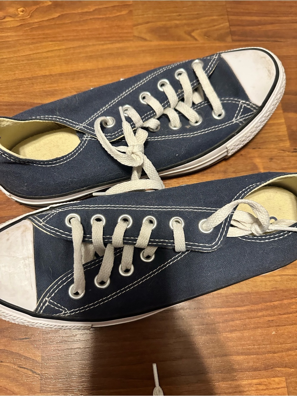 Classic Low-Top Converse All-Star Sneakers in Navy Blue. Size 38
